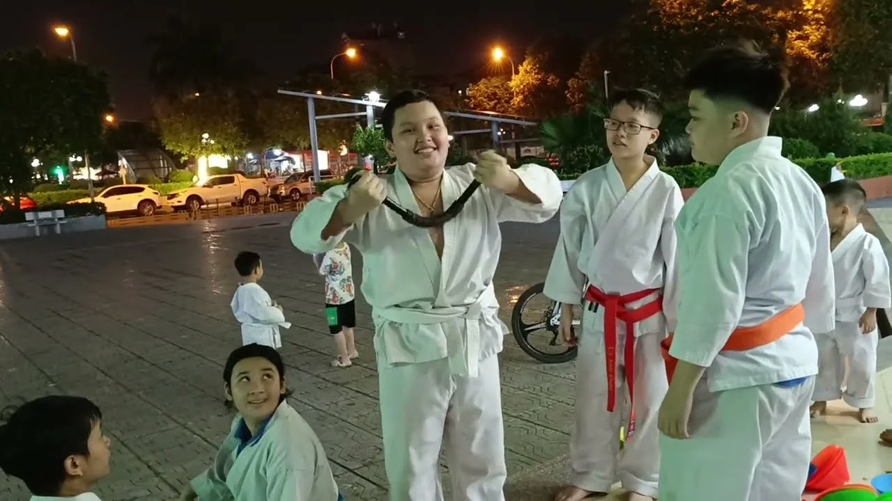 Karate Student Competes in Breaking Dragon Swords: Power, Precision, and Mental Focus